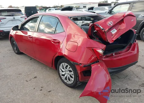 2019 Toyota Corolla Le z USA, uszkodzony, nr VIN 5YFBURHE1KP923632